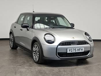 2025 (75) MINI Cooper 1.5 C Classic 5dr Auto