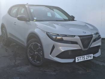 2025 (75) Alfa Romeo Junior 1.2 Turbo Ibrida 5dr Auto