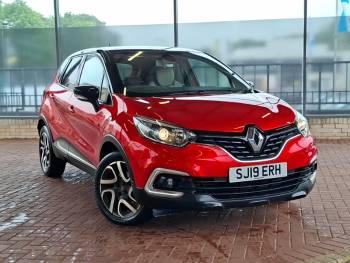 2019 (19) Renault Captur 1.3 TCE 130 Iconic 5dr
