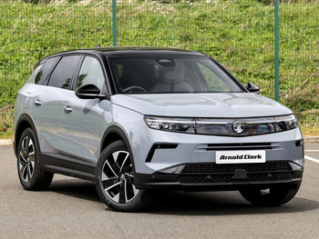 2026 (26) Vauxhall Grandland 1.2 Hybrid 145 Ultimate 5dr e-DCT6 [Fixed Roof]