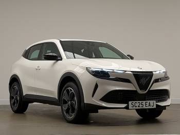 2025 (25) Alfa Romeo Junior 1.2 Turbo Ibrida 5dr Auto