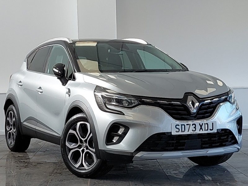 Nearly New 2023 (73) Renault Captur 1.6 E-Tech Plug-in hybrid 160 Techno  5dr Auto in Clydebank