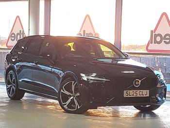 2025 (25) Volvo V60 2.0 B4P Ultra Dark 5dr Auto