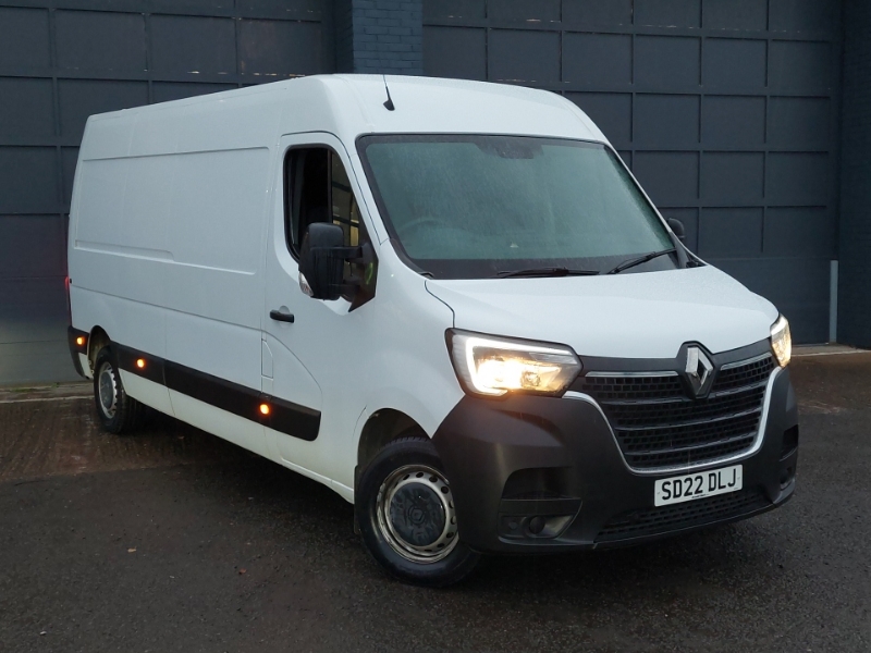2022 RENAULT MASTER