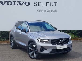 2025 (75) Volvo Xc40 2.0 B3P Plus Pro Dark 5dr Auto