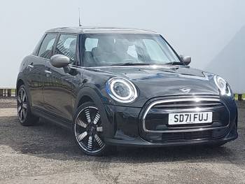 2022 (71) MINI Hatchback 1.5 Cooper Exclusive 5dr