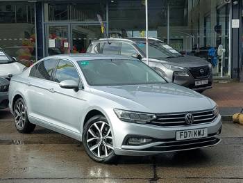 2022 (71/22) Volkswagen Passat 1.5 TSI EVO SEL 4dr