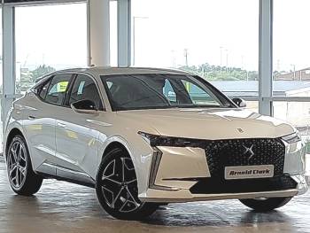 2025 (25) Ds Ds 4 1.2 HYBRID 136 Pallas 5dr e-DSC