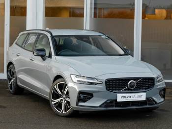 2025 (75) Volvo V60 2.0 B4P Plus Dark 5dr Auto [7 speed]