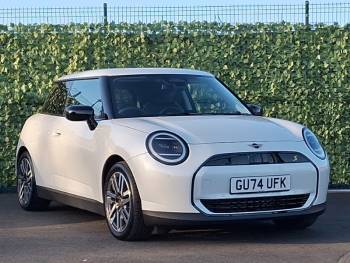 2024 (74) MINI Cooper 160kW SE Classic 54kWh 3dr Auto