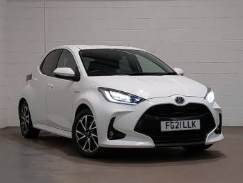 2021 (21) Toyota Yaris 1.5 Hybrid Design 5dr CVT