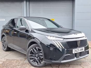 2025 (25) Peugeot 3008 1.2 Hybrid 136 GT 5dr e-DSC6