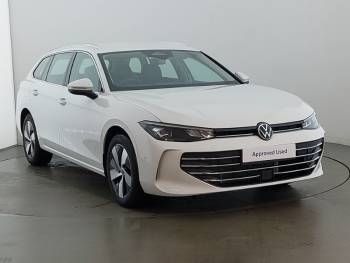 2025 (25) Volkswagen Passat 1.5 eTSI Life 5dr DSG