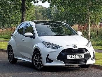 2023 (23) Toyota Yaris 1.5 Hybrid Design 5dr CVT [Nav/Panoramic Roof]