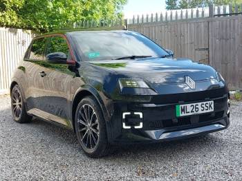 2026 (26) Renault 5 110kW Iconic Five + Comfort Range 52kWh 5dr Auto