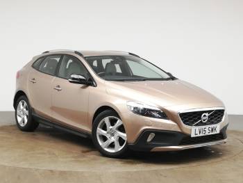 2015 (15) Volvo V40 D2 Cross Country Lux 5dr Powershift