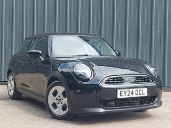 2024 (24) MINI Cooper 1.5 C Classic 3dr Auto