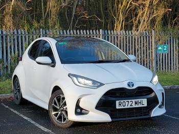 2022 (72) Toyota Yaris 1.5 Hybrid Design 5dr CVT