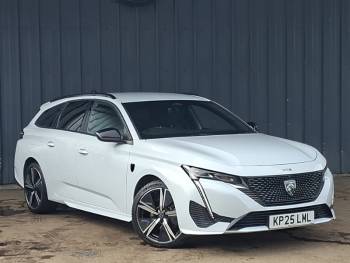 2025 (25) Peugeot 308 1.2 Hybrid 136 GT 5dr e-DSC6