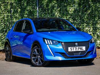 2022 (71/22) Peugeot 208 1.2 PureTech 100 GT Premium 5dr