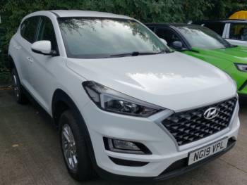 2019 (19) Hyundai Tucson 1.6 GDi S Connect 5dr 2WD