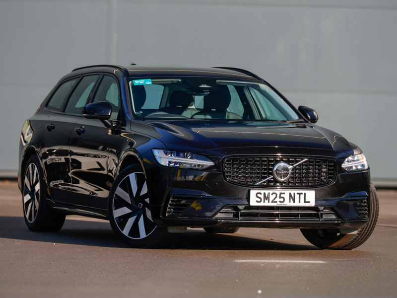 2025 Volvo V90