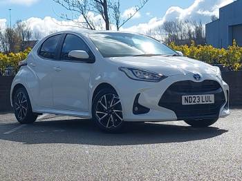 2023 (23) Toyota Yaris 1.5 Hybrid Design 5dr CVT