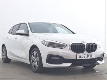 2022 (71/22) BMW 1 Series 118i [136] SE 5dr [Live Cockpit Professional]