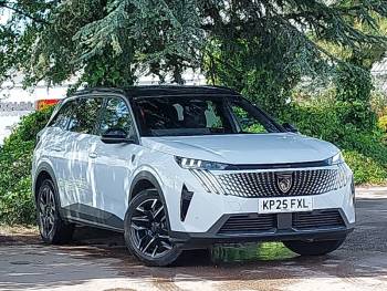 2025 (25) Peugeot 5008 1.2 Hybrid 136 GT 5dr e-DSC6