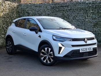 2025 (25) Renault Captur 1.6 E-Tech Full Hybrid 145 Evolution 5dr Auto