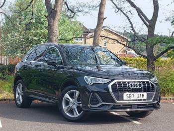 2022 (71/22) Audi Q3 35 TDI S Line 5dr