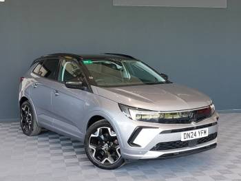 2024 (24) Vauxhall Grandland 1.2 Turbo Ultimate 5dr
