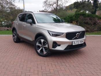 2023 Volvo Xc40 2.0 B4P Ultimate Dark 5dr Auto