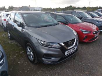 2019 (19) Nissan Qashqai 1.3 DiG-T Acenta Premium 5dr