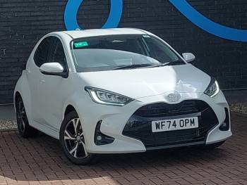 2024 (74) Toyota Yaris 1.5 Hybrid Design 5dr CVT [Safety Pack]