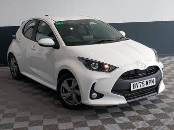 2025 (75) Toyota Yaris 1.5 Hybrid Icon 5dr CVT