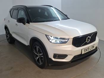 2019 (19) Volvo Xc40 2.0 T4 R DESIGN 5dr AWD Geartronic