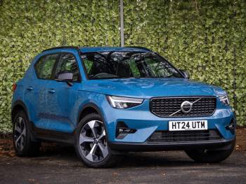 2024 (24) Volvo Xc40 2.0 B3P Plus Dark 5dr Auto