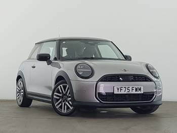 2025 (75) MINI Cooper 1.5 C Classic 3dr Auto