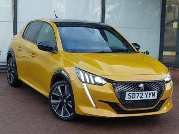 2022 (72) Peugeot 208 1.2 PureTech 100 GT 5dr