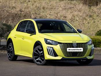 2025 (75) Peugeot 208 1.2 PureTech 100 GT 5dr