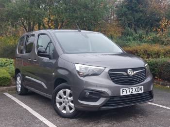 2022 (72) Vauxhall Combo Life 1.5 Turbo D SE 5dr [7 seat]