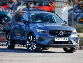 2025 (75) Volvo Xc40 2.0 B3P Ultra Dark 5dr Auto