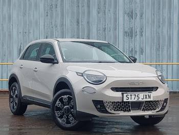 2025 (75) Fiat 600 1.2 Hybrid 48V 5dr eDCT-6