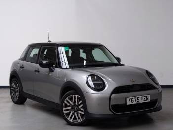 2025 (75) MINI Cooper 1.5 C Classic 5dr Auto