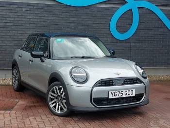 2025 (75) MINI Cooper 1.5 C Classic 5dr Auto