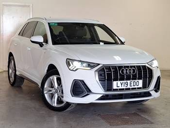 2019 (19) Audi Q3 40 TFSI Quattro S Line 5dr S Tronic