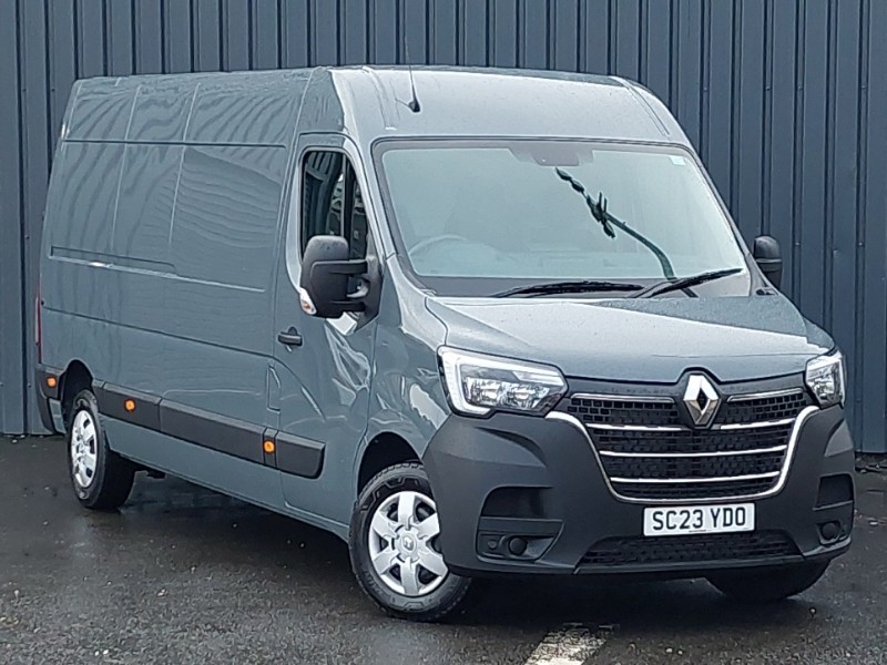 Nearly New 2023 Renault Master LM35 Blue dCi 135 Advance