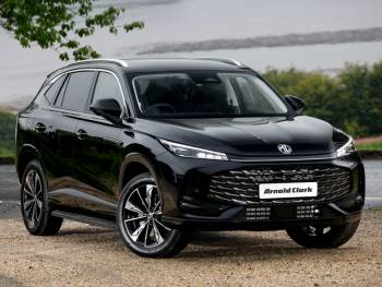 2026 MG Hs 1.5 T-GDI PHEV Trophy 5dr Auto