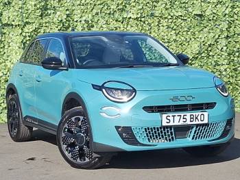 2025 (75) Fiat 600 1.2 Hybrid 48V 136 La Prima 5dr eDCT-6